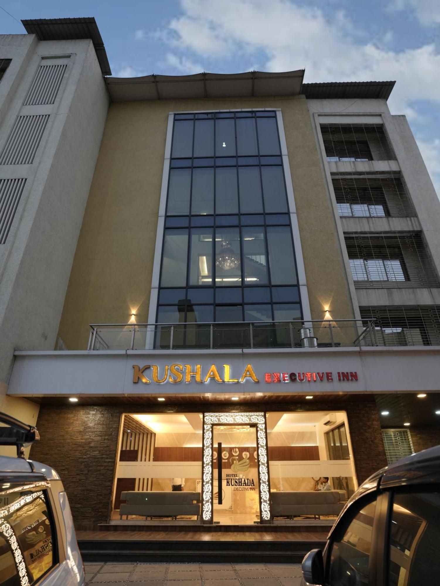 Hotel Kushala Executive Inn Тхане Екстер'єр фото